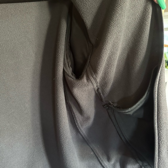 Boys XL North Face Winter Coat(s) - Picture 11 of 11